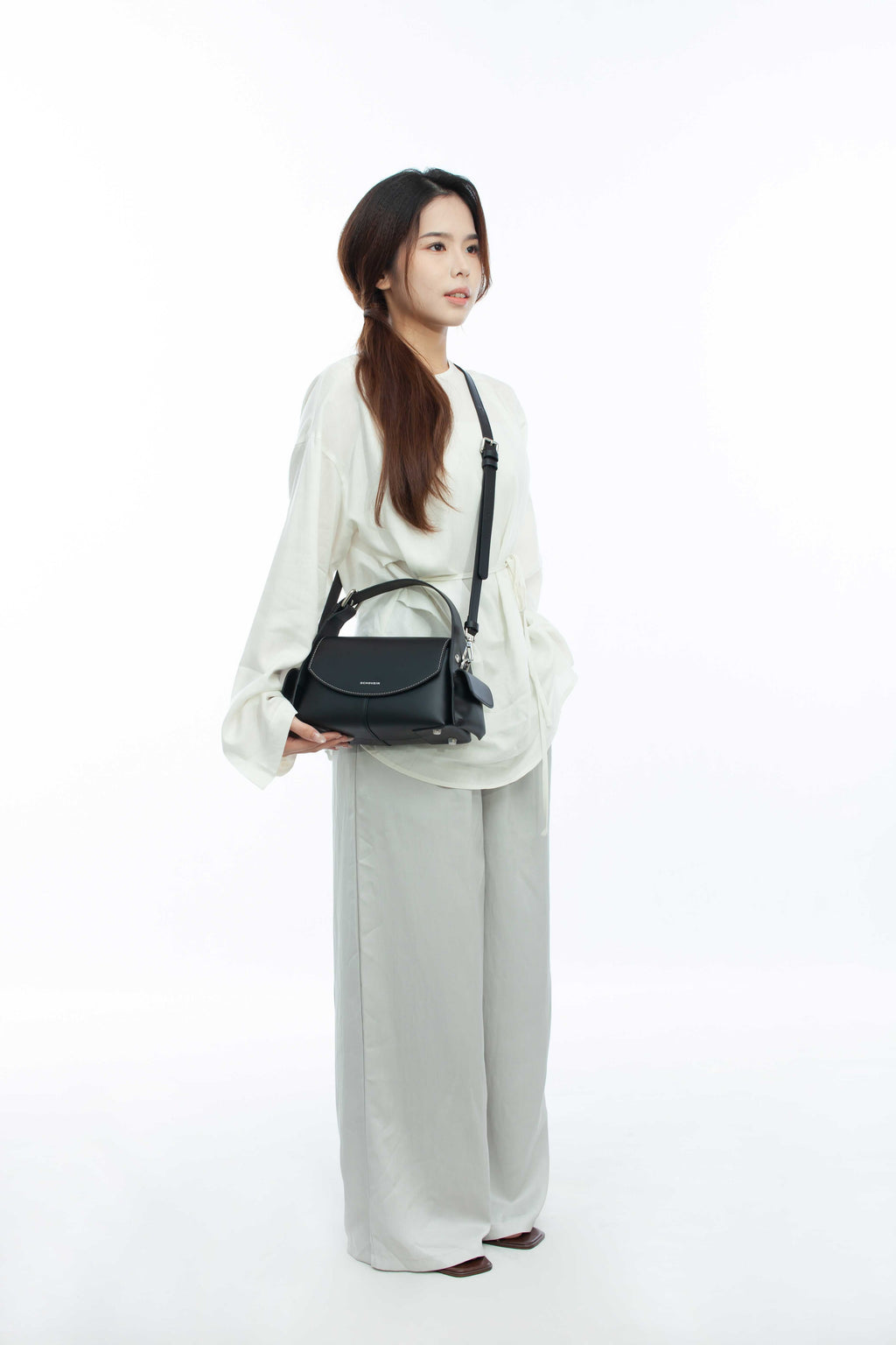 JUVIE-BLACK 1.0