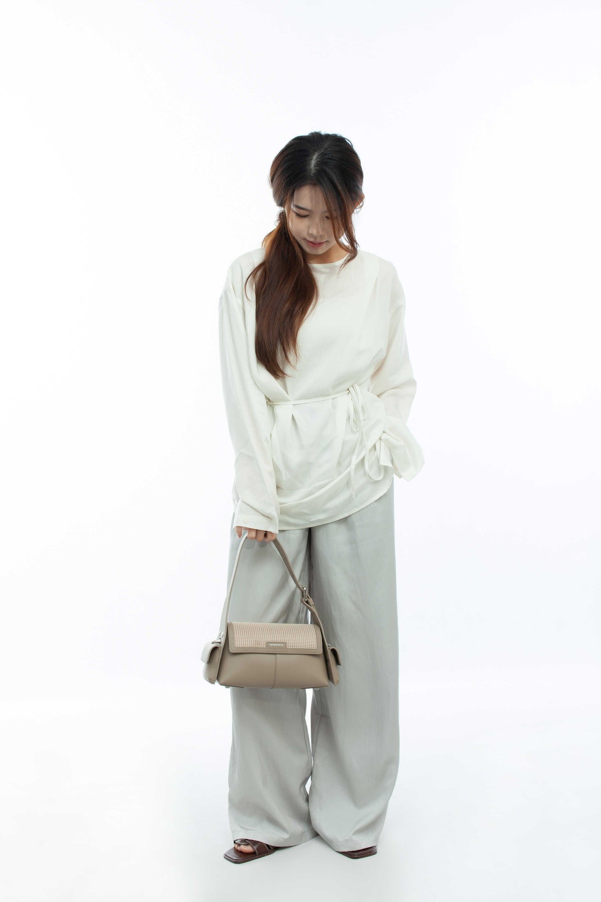 JUVIE-OAK GREY 1.0