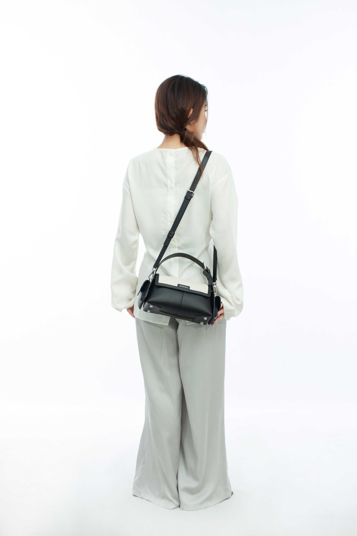 JUVIE-BLACK 1.0