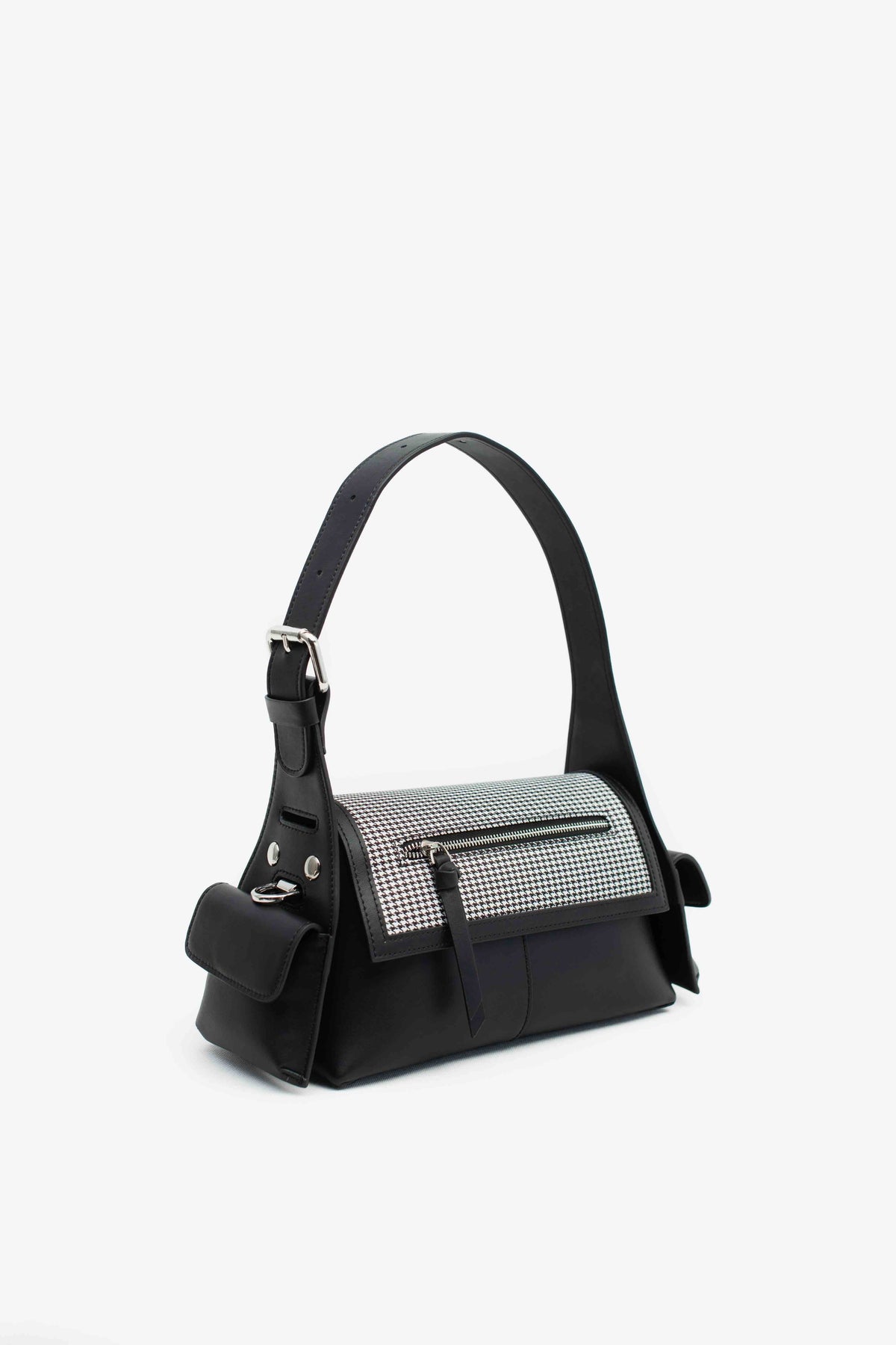 JUVIE-BLACK 1.0