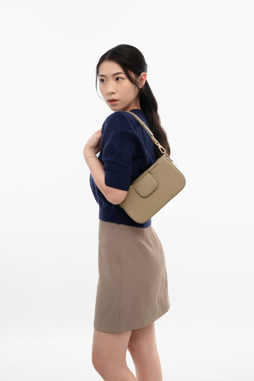 VARRIE-OAK GREY