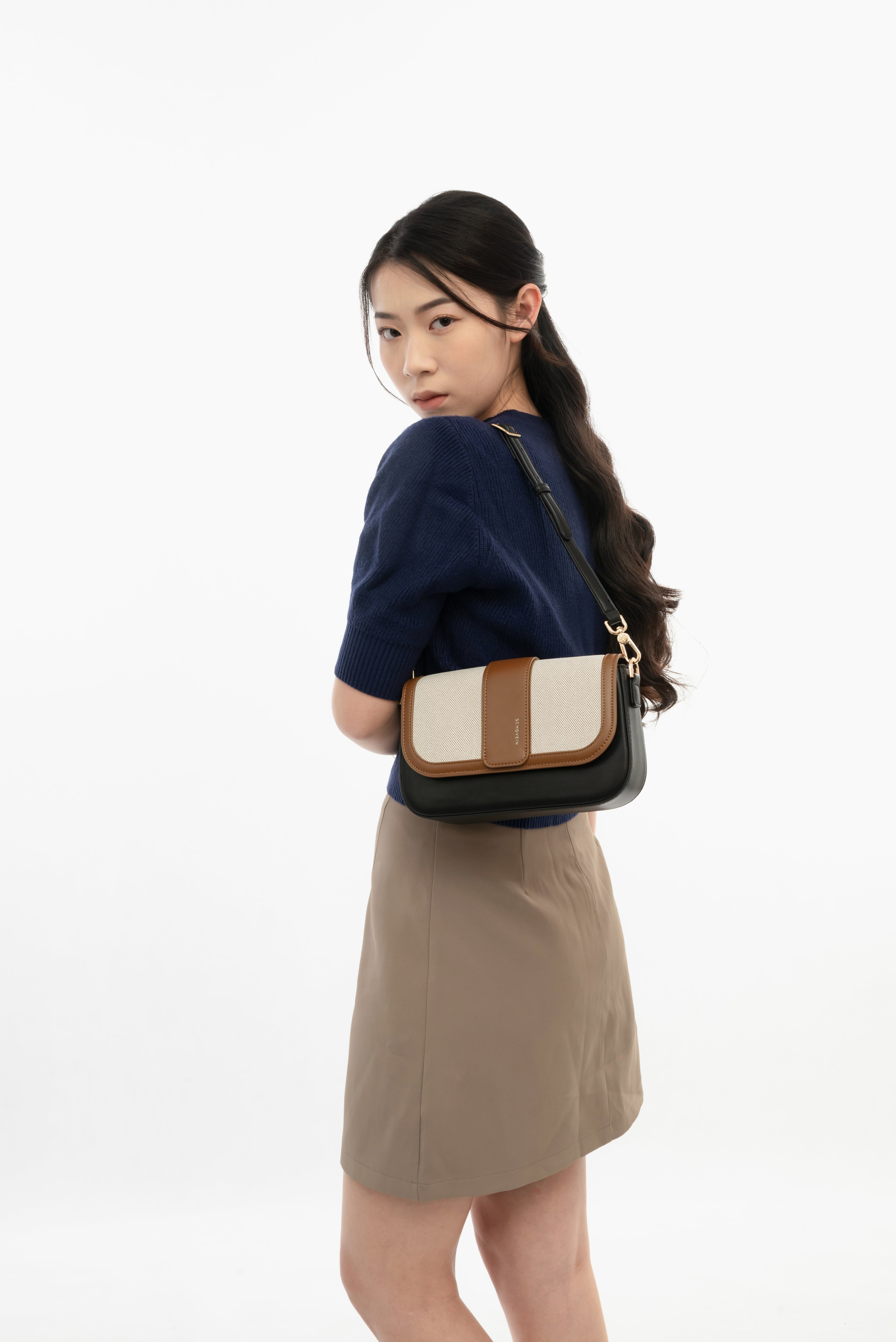 VARRIE CANNVA BROWN COVER