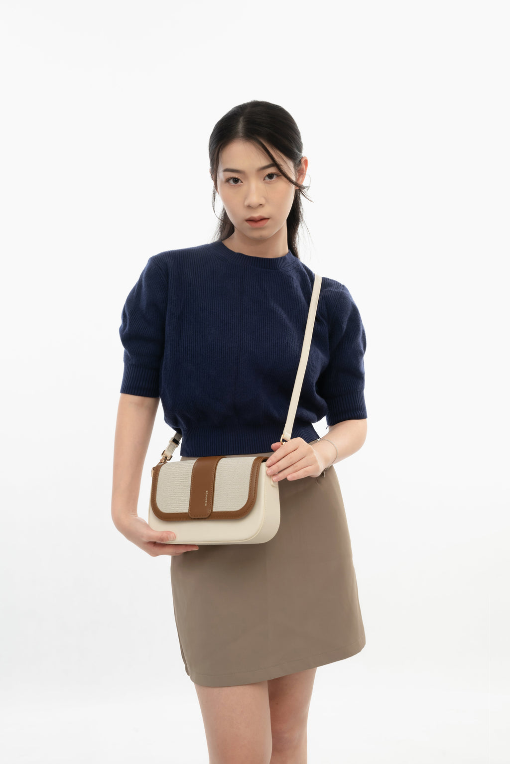 VARRIE CANNVA BROWN COVER