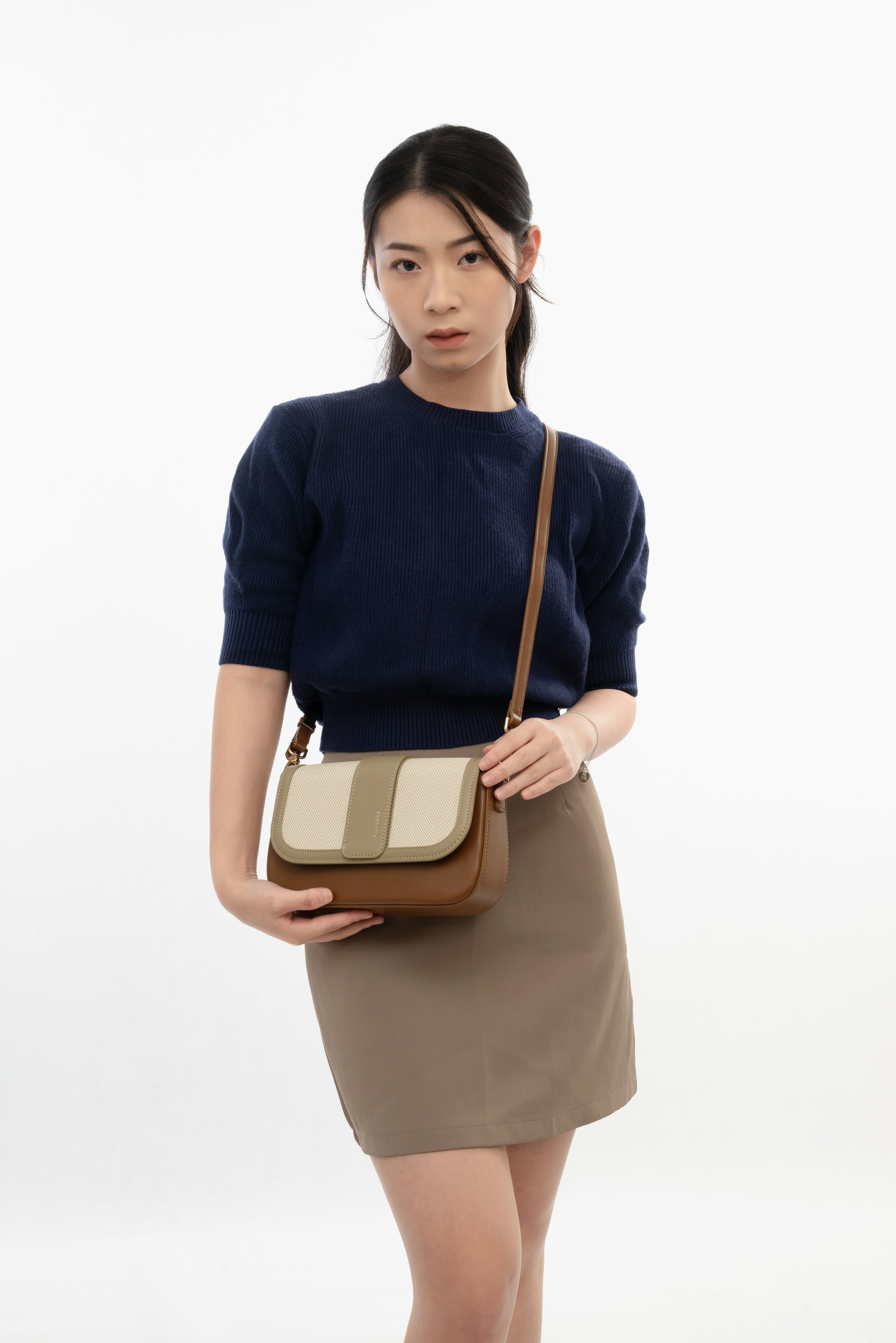 VARRIE CANNVA OAK GREY COVER